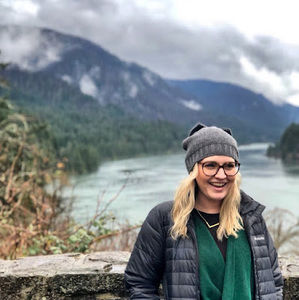 Meet your Posher, Lyndel